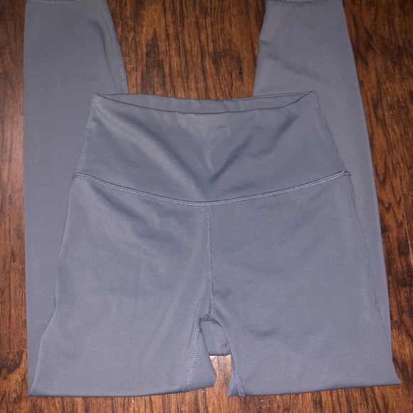 Gray leggings - Picture 2 of 2